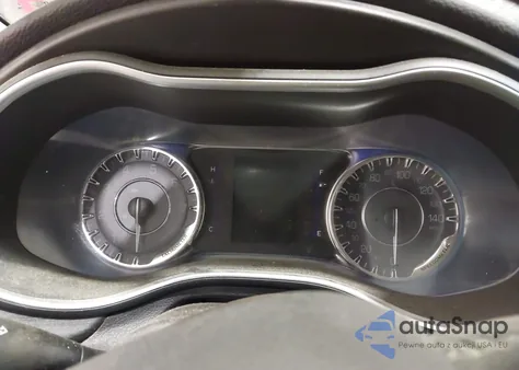 2017 Chrysler 200 Touring z USA, uszkodzony, nr VIN 1C3CCCFB5HN508241